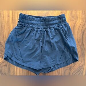 lululemon athletica Track That Mid-Rise Lined Short 5”